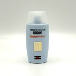 ضد آفتاب فیوژن واتر SPF50 بدون رنگ ایزدین
