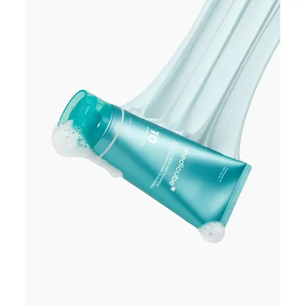 فوم شست و شو عمیق آزلائیک اسید و نیاسینامید مدی کیوب